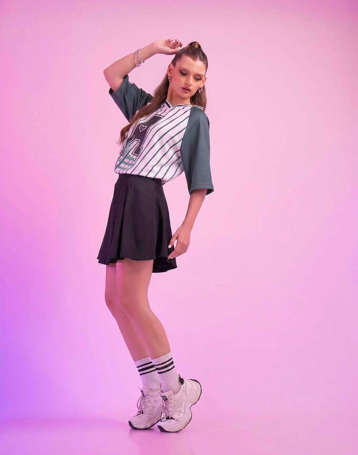 A . OVERSIZED PRINTED T - SHIRT