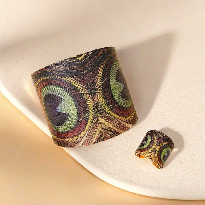 B996 - Peacock Imprinted Bracelet