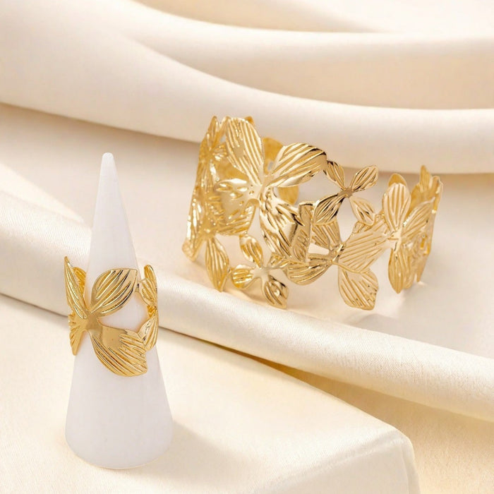 B999 - Simple Golden Floral Bracelet