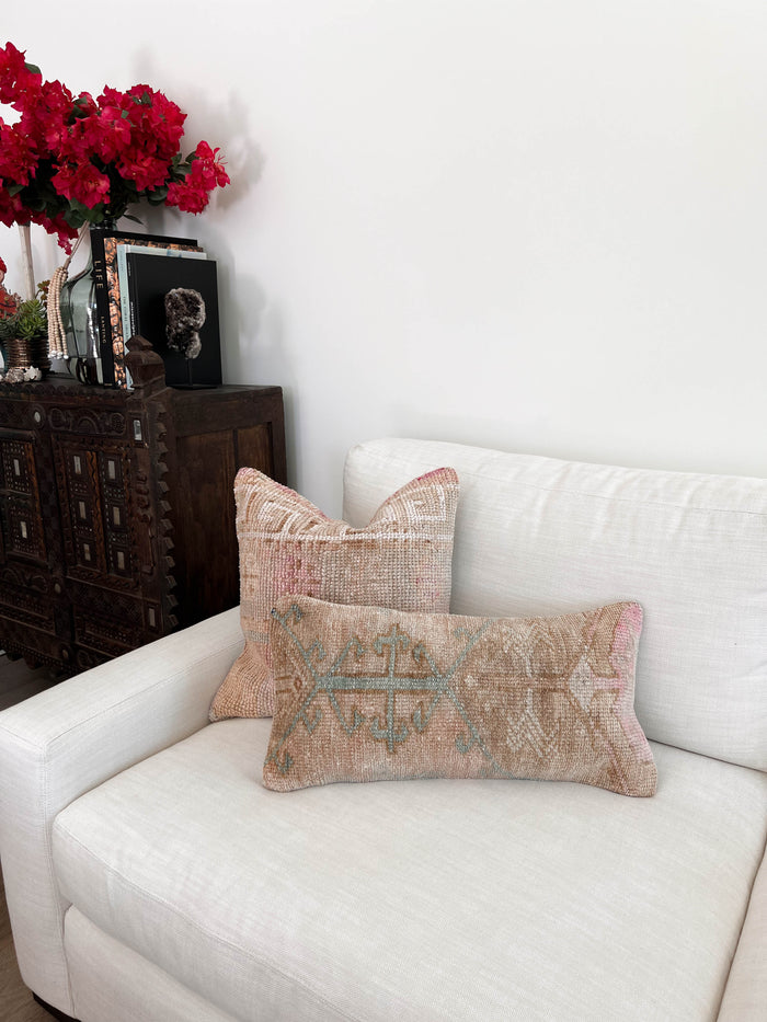 Handmade traditional Turkish oushak pillow cover made with vintage rugs 20x20 pastel