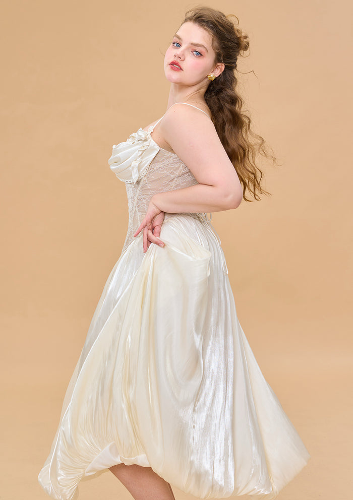 Curve & Plus White Butterfly Flora Skirt