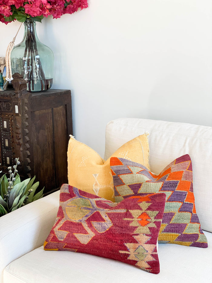 traditional Handmade Turkish kilim pillow cover made with vintage rugs 16x16 stripe