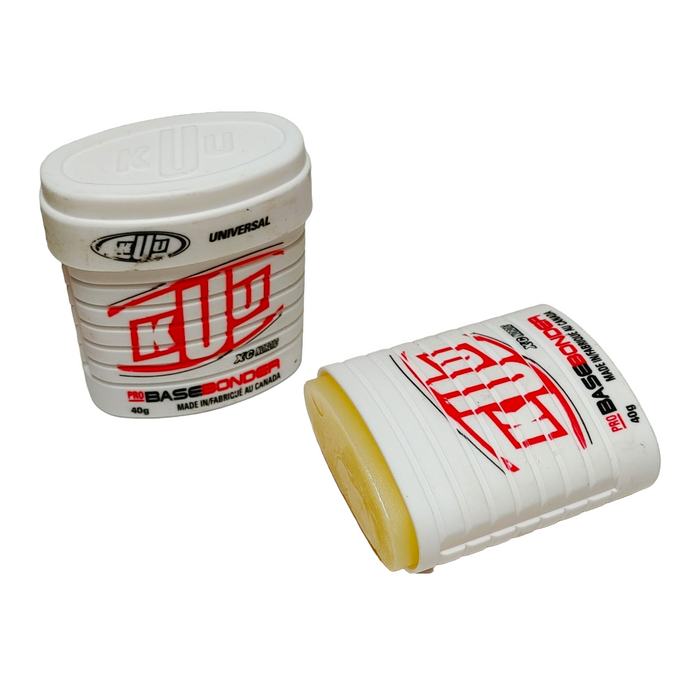 A product picture of the Kuu Base Bonder Hardwax | 40g