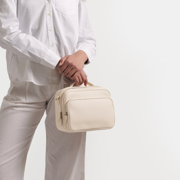 Meadow Large Satchel Sand