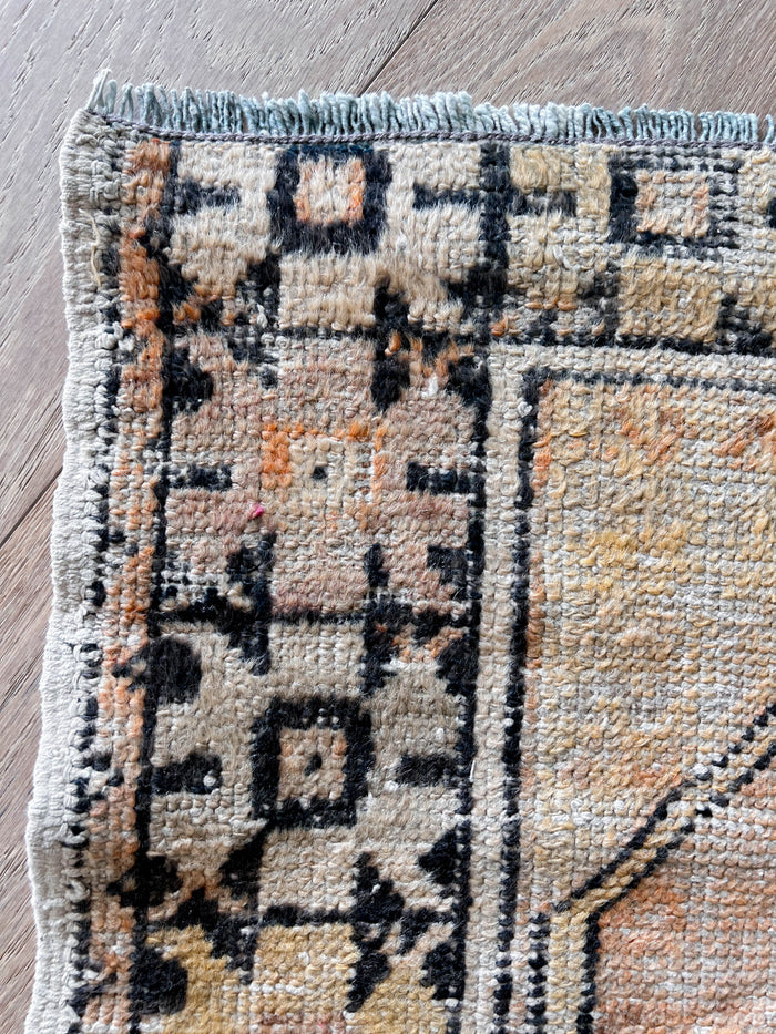 Mello Vintage Oushak Rug