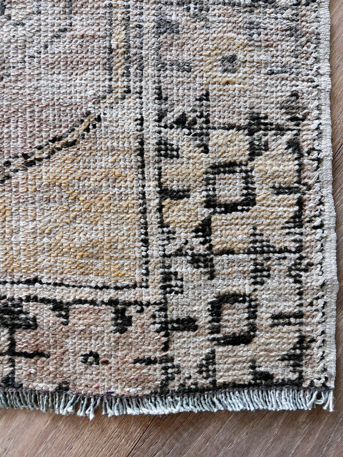 Mello Vintage Oushak Rug