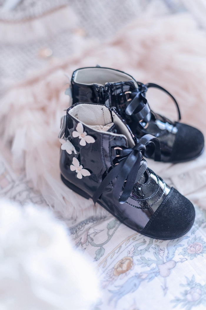Noir Butterfly Boots - Petite Maison Kids