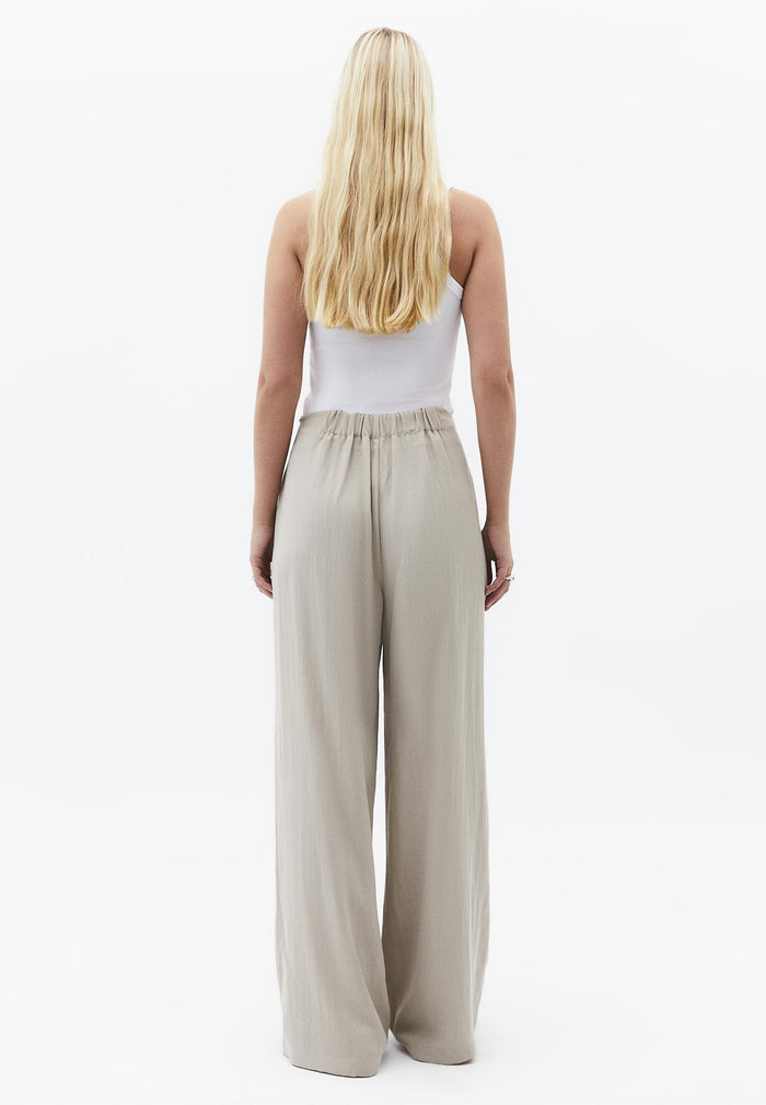 Pleated Ultra High Waist Wide Leg Pants - FEATHER GRAY