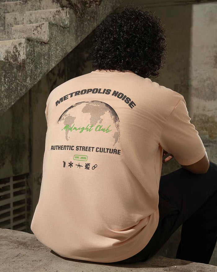 SAVAGE OVERSIZED GRAPHIC T - SHIRT