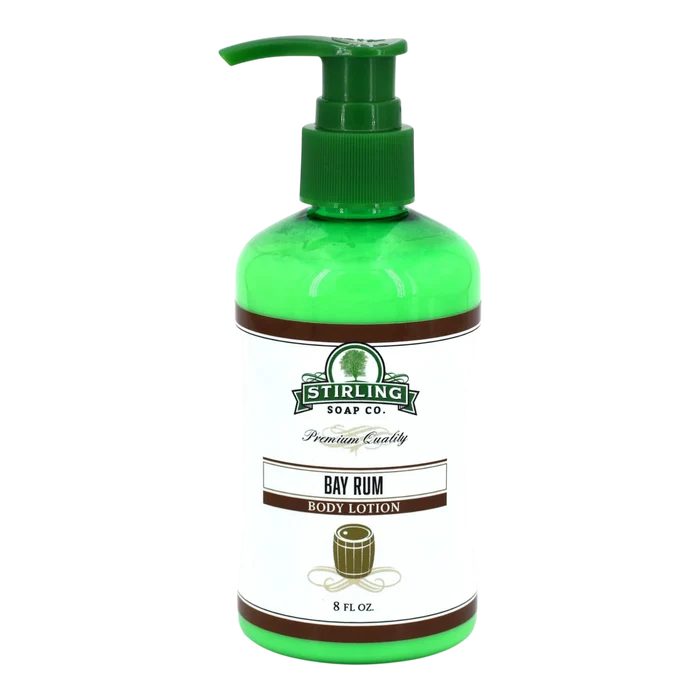Stirling Soap Co. Bay Rum body lotion i grønn flaske med pumpe