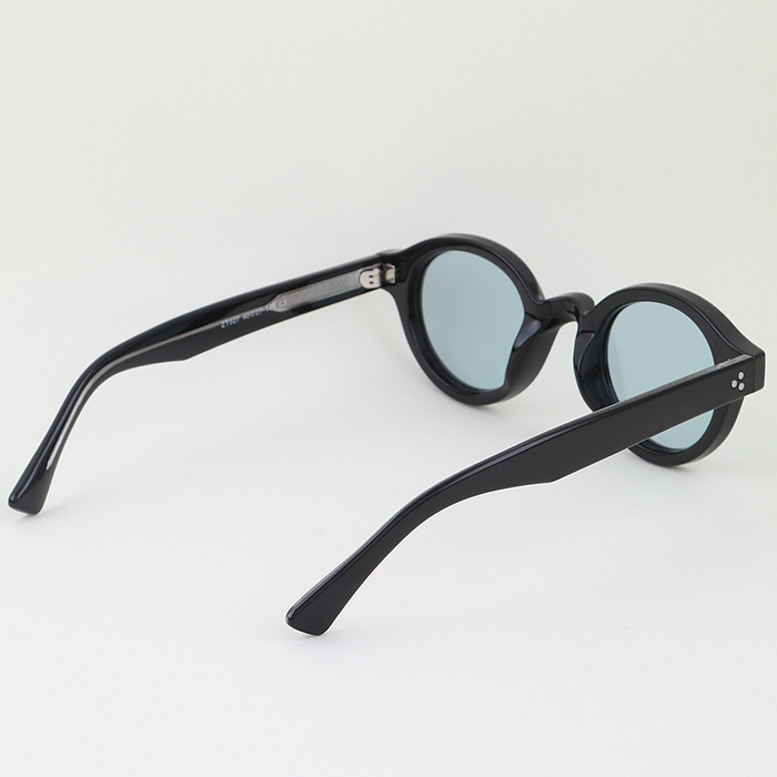 Triple Bolted Round Sunglasses